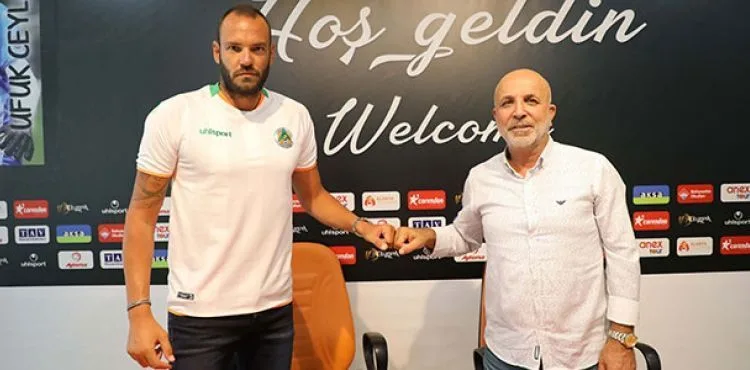 Aytemiz Alanyaspor'dan imza şov
