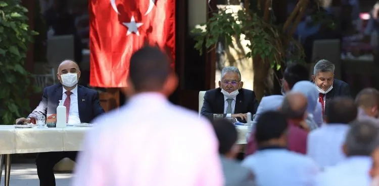 VALİ GÜNAYDIN VE BAŞKAN BÜYÜKKILIÇ BÜNYAN MUHTARLARIYLA BULUŞTU