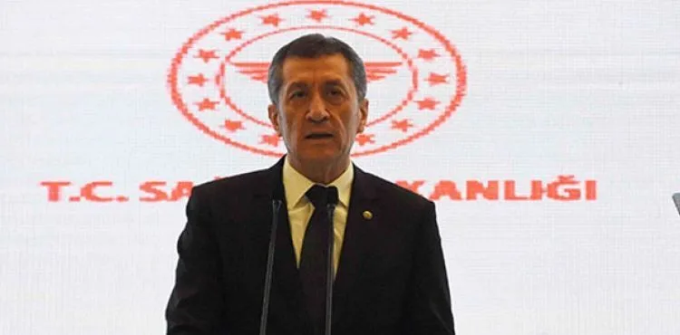 Bakan Selçuk: Okulları zamanında açmaya odaklanmalıyız