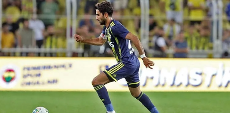 Fenerbahçe'de Alper Potuk ile yollar ayrıldı