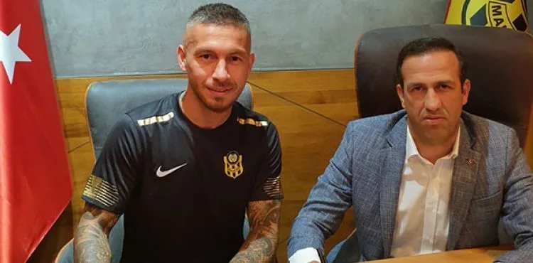 Adem Büyük, Yeni Malatyaspor'a imza attı