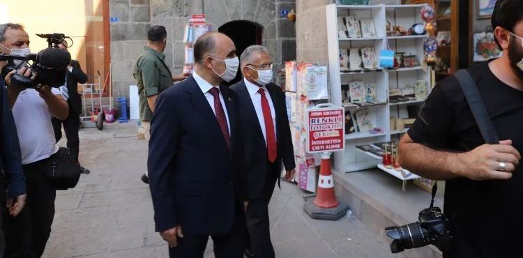 VALİ GÜNAYDIN VE BAŞKAN BÜYÜKKILIÇ COVİD-19 DENETİMİNDE