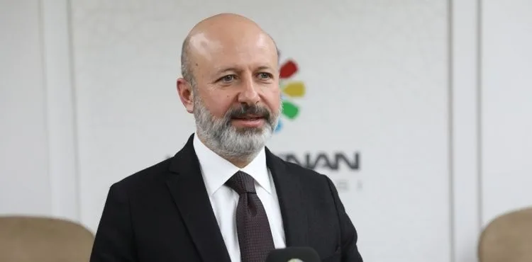 KOCASİNAN’DA DOĞAYLA DOST ÇEVRECİ ARAÇ İLE KESİNTİSİZ TEMİZLİK