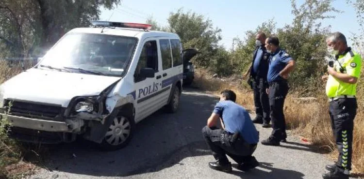 Babasının aracını kaçıran genç, polis aracına çarpınca yakalandı