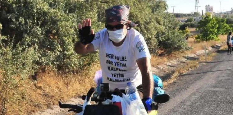 Yetimler için şehir şehir pedal çeviriyor