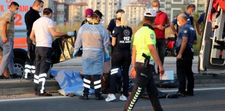 Kayseri'de motosiklet refüje çarptı: 2 ölü