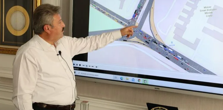 Melikgazi’ye Düzenli Otopark Sistemi Geliyor