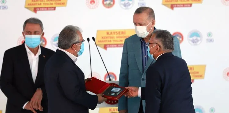 CUMHURBAŞKANI ERDOĞAN KENTSEL DÖNÜŞÜMÜN ANAHTARLARINI VERDİ
