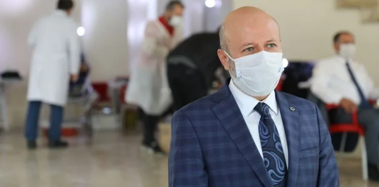 BAŞKAN ÇOLAKBAYRAKDAR’DAN KAN BAĞIŞI ÇAĞRISI