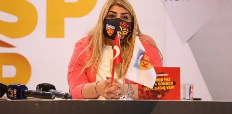Berna Gözbaşı: Yeni teknik direktör çarşamba günü burada olacak