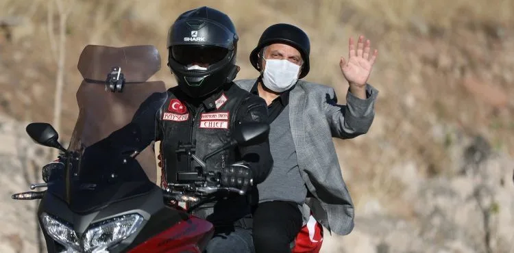 BAŞKAN YALÇIN, MOTOSİKLET KULÜBÜYLE AĞAÇ DİKTİ