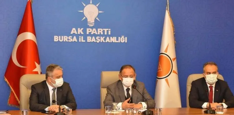 AK PARTİ GENEL BAŞKAN YARDIMCISI MEHMET ÖZHASEKİ, BURSA’DA KONUŞTU