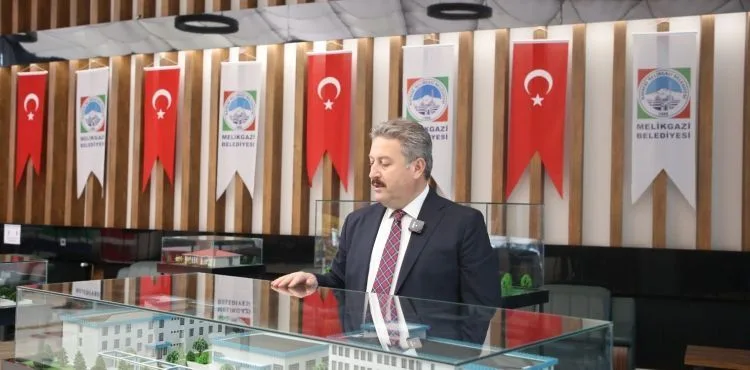 MELİKGAZİ’DE ARDI ARDINA PROJELER HAYATA GEÇİYOR