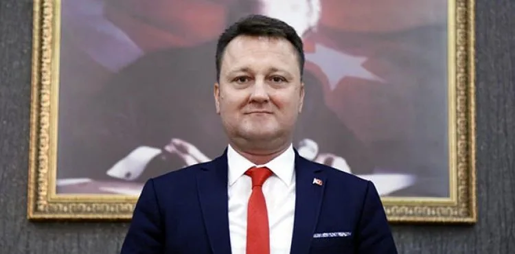 Menemen Belediye Başkanı Aksoy gözaltına alındı