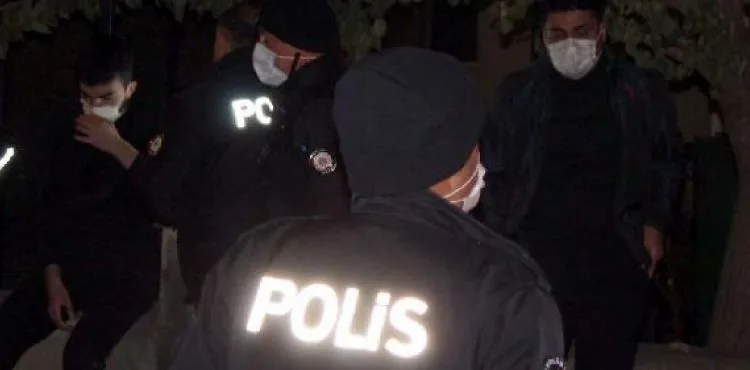 Babasının aracını izinsiz alan ehliyetsiz sürücüyü polis yakaladı