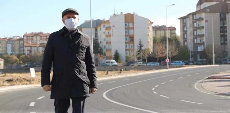 BAŞKAN ÇOLAKBAYRAKDAR, “EN ÇAĞDAŞ NORMLARDA KONFORLU VE GÜVENLİ YOLLAR YAPIYORUZ”