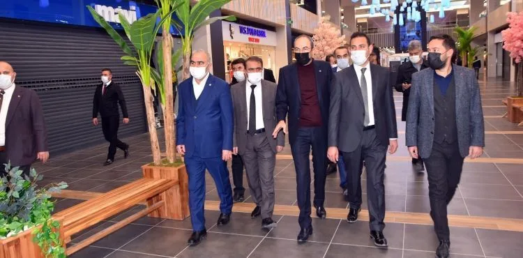 KTO YÖNETİMİNDEN KUMSMALL AVM’YE ZİYARET !