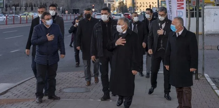 BAŞKAN BÜYÜKKILIÇ’TAN “İMMÜN PLAZMA” ÇAĞRISI