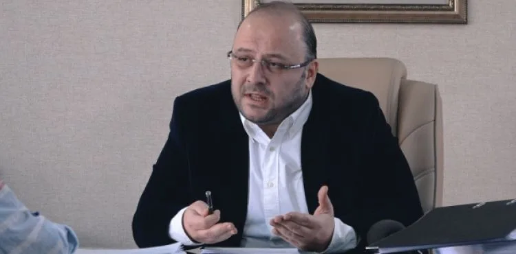 Bekir Kiracıoğlu; Bir OSB Başkanına insanları kandırmak yakışmıyor!