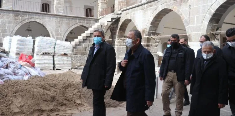 KAYSERİ, CHP’Yİ GÖZÜNDEN VE GÖNLÜNDEN SİLDİ