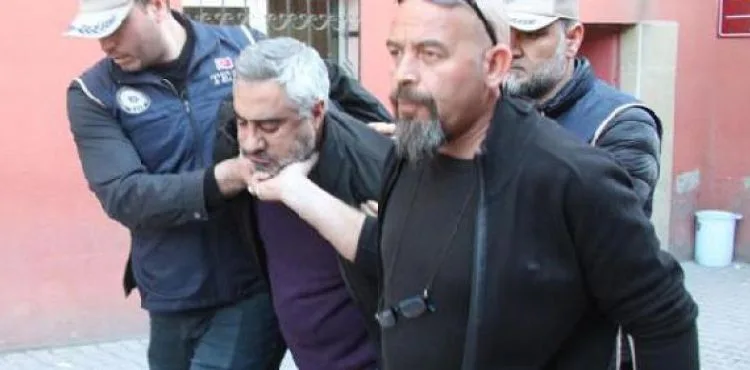 Polise çarpıp kaçan FETÖ sanığının cezası 7.5 yıla düşürüldü