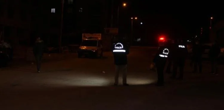 Kayseri’de adres sordukları kişiyi tabancayla yaraladılar