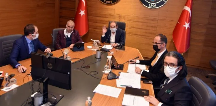 KAYSERİ'de koronavirüsten hayatını kaybeden İYİ Parti Melikgazi İlçe Başkanı Erdal Dağ'ın (55) yerine eşi Güler Funda Dağ seçildi.