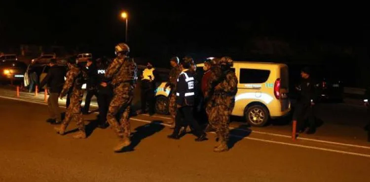 Kayseri’de çalıntı araçla kaçan şüpheli, sulama kanalında yakalandı