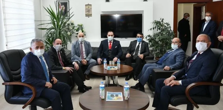 FELAHİYE, BAŞKAN BÜYÜKKILIÇ’I BAĞRINA BASTI