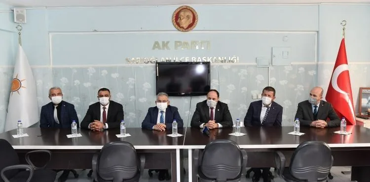 BAŞKAN BÜYÜKKILIÇ, SARIOĞLAN VE AKKIŞLA’DA MUHTARLARLA BULUŞTU