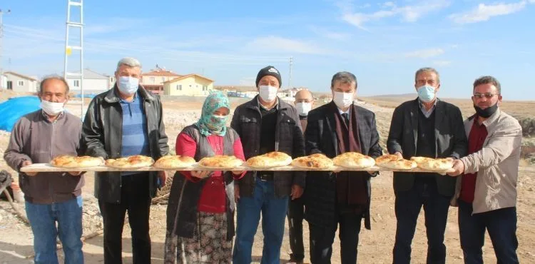 YEŞİLHİSAR BELEDİYE BAŞKANI HALİT TAŞYAPAN KIRSAL MAHALLE ZİYARETLERİNE DEVAM EDİYOR