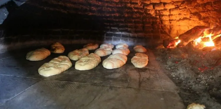MELİKGAZİ BELEDİYESİNDEN GÜRPINAR'A MAHALLE FIRINI