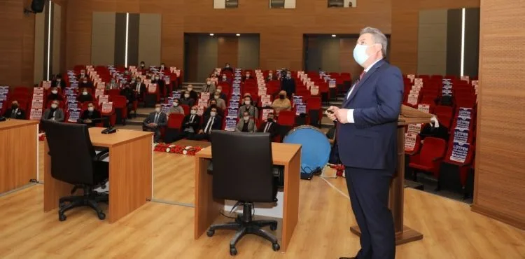 BAŞKAN PALANCIOĞLU, 2020 YILI HİZMETLERİ HAKKINDA İYİ PARTİ YÖNETİM KURULUNU BİLGİLENDİRDİ
