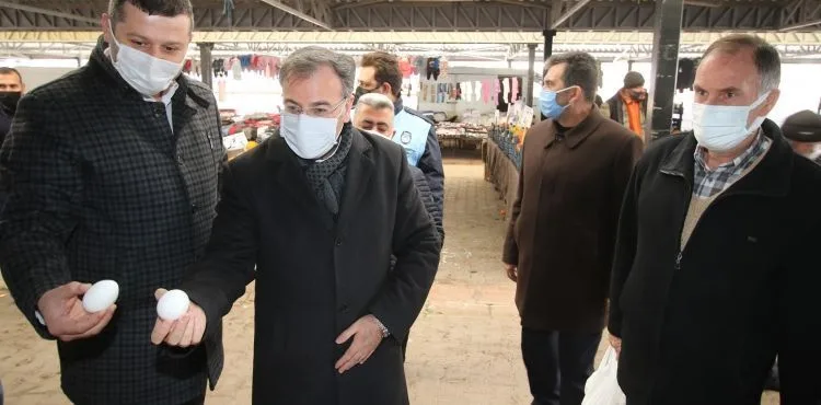 BAŞKAN ÖZDOĞAN İLÇE PAZAR ESNAFINI ZİYARET ETTİ SIRAYA GİRMEYE GEREK YOK