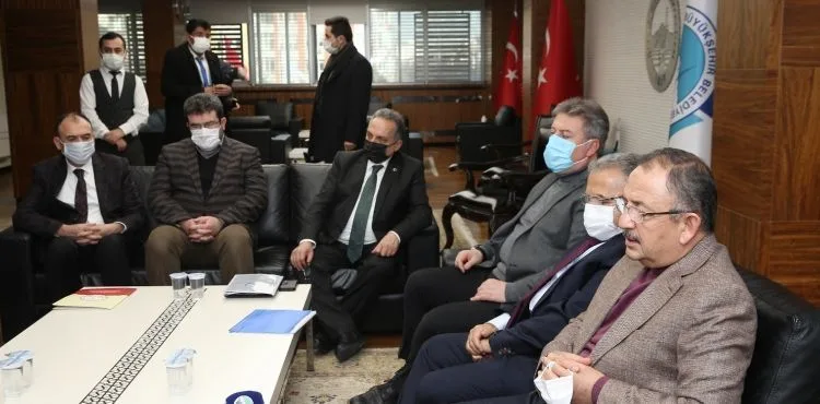 Özhaseki’den Başkan Büyükkılıç’a ziyaret