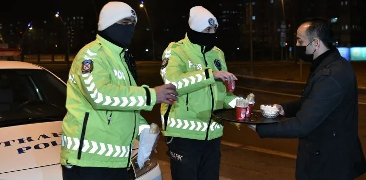 BÜYÜKŞEHİR’DEN SOĞUK KISITLAMA GÜNÜNDE SICAK DAVRANIŞ