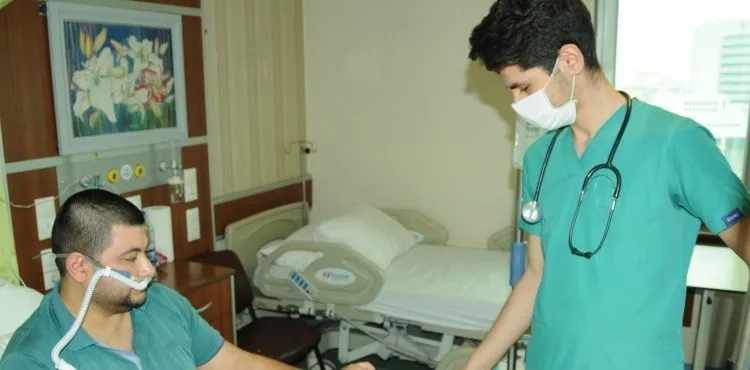 Koronavirüs tedavisi devam eden hemşire: Görevime dönmek istiyorum
