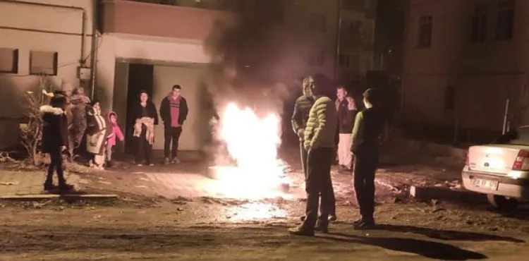 Gemerek'te 4.4 büyüklüğünde deprem