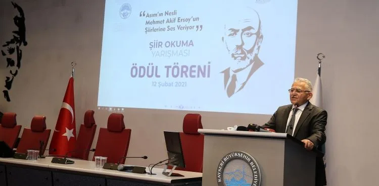 EN ANLAMLI YARIŞMANIN ÖDÜL TÖRENİ İLE KAYMEK KARMA SERGİSİ AÇILIŞI YAPILDI