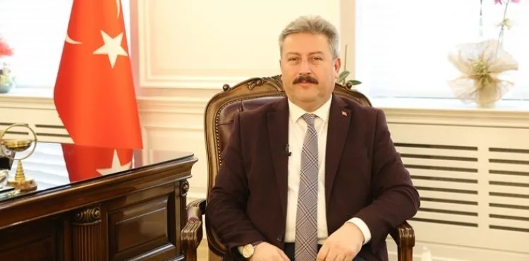 PANDEMİ DÖNEMİNDE MELİKGAZİ'DEN ŞEHİR HASTANESİNE, MOTORLU HASTA YATAĞI DESTEĞİ