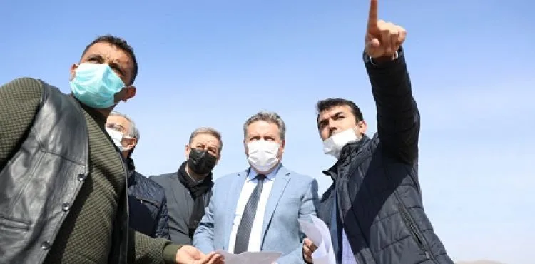 MELİKGAZİ İKİ SANAYİ BÖLGESİ ARASINDAKİ YOLU İMARA UYGUN HALE GETİRİYOR