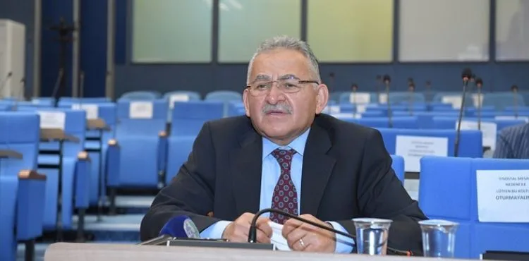 BAŞKAN BÜYÜKKILIÇ’A “AKILLI ŞEHİR” SUNUMU