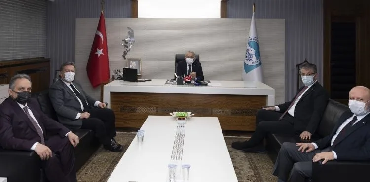 BAŞKAN BÜYÜKKILIÇ’TAN "İSTİŞARE" TOPLANTISI
