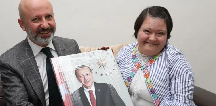 BAŞKAN ÇOLAKBAYRAKDAR, “DOWN SENDROMLULARIN HER ZAMAN YANINDAYIZ”