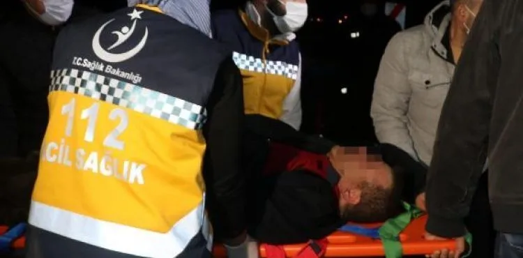 Eşiyle barışmak için yüksek gerilim hattına çıktı