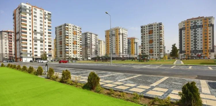 MELİKGAZİ’NİN DAİRELERİ YARIN SATIŞA ÇIKIYOR!