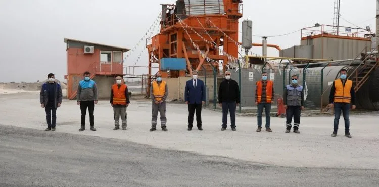 MELİKGAZİ’DE ASFALT ÇALIŞMALARINA TAM GAZ DEVAM!