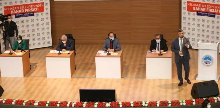MELİKGAZİ'NİN 41 ADET DAİRESİ İHALE İLE SATILDI