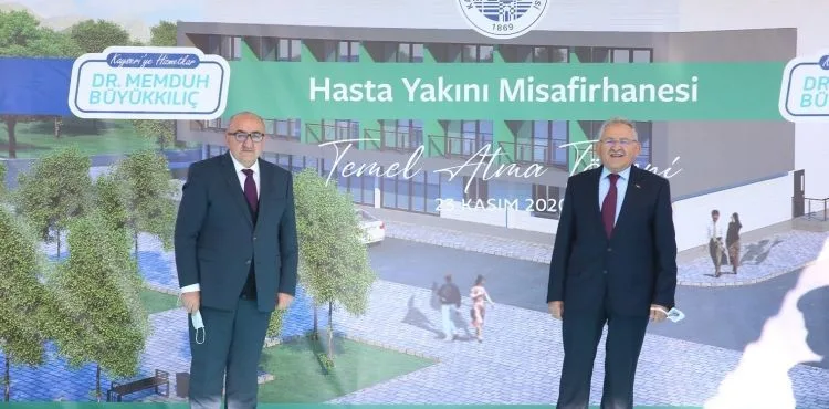 Başkan Büyükkılıç, ‘değerli dostum’ dediği duayen gazeteci merhum Veli Altınkaya için başsağlığı mesajı yayımladı. “KAYSERİ BASINI ÖNEMLİ BİR DEĞERİNİ KAYBETTİ”