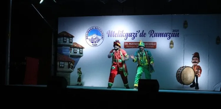 MELİKGAZİ, PANDEMİ DOLASIYLA RAMAZAN COŞKUSUNU VATANDAŞLARIN AYAĞINA GETİRDİ